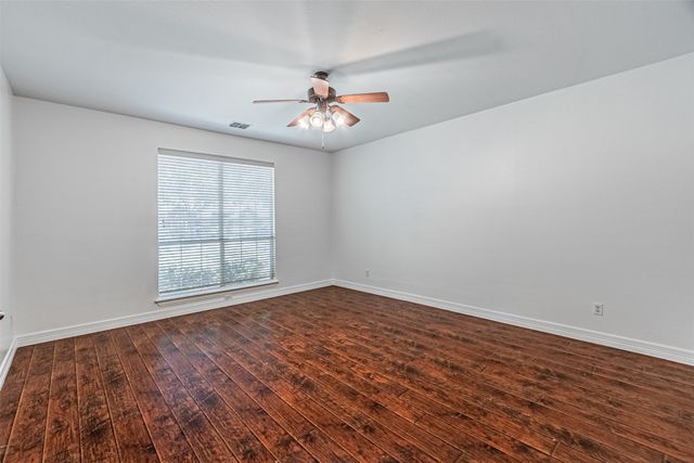 6801 Amesbury Lane, Rowlett, TX 75089
