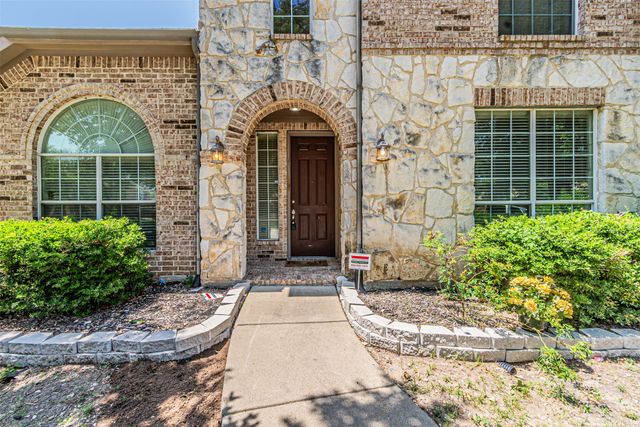 6801 Amesbury Lane, Rowlett, TX 75089