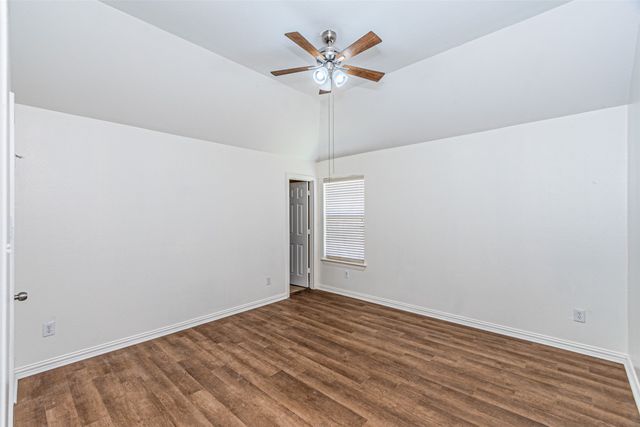 6801 Amesbury Lane, Rowlett, TX 75089