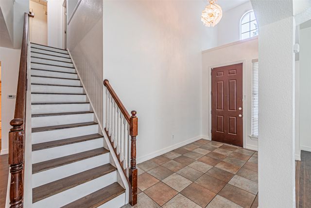 6801 Amesbury Lane, Rowlett, TX 75089