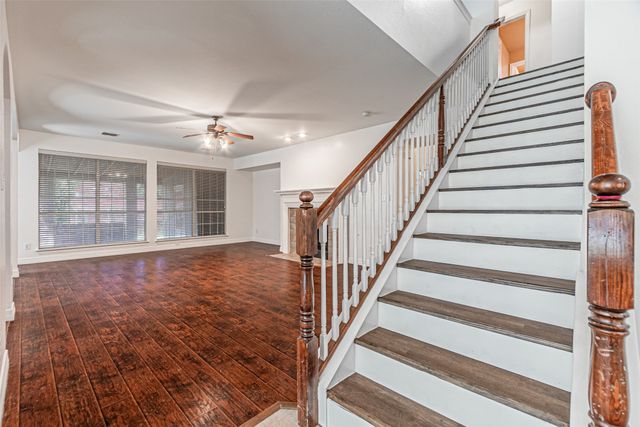 6801 Amesbury Lane, Rowlett, TX 75089