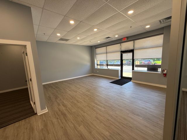 901-905 E Wilson Street, Batavia, IL 60510