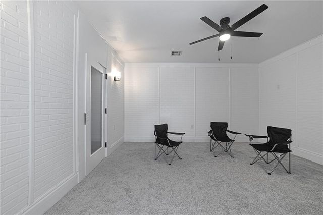 1016 Erinova Drive, Yukon, OK 73099