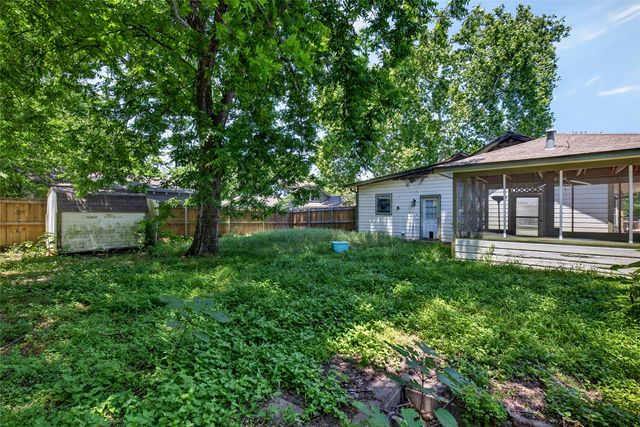 108 Woodland Street, Malakoff, TX 75148