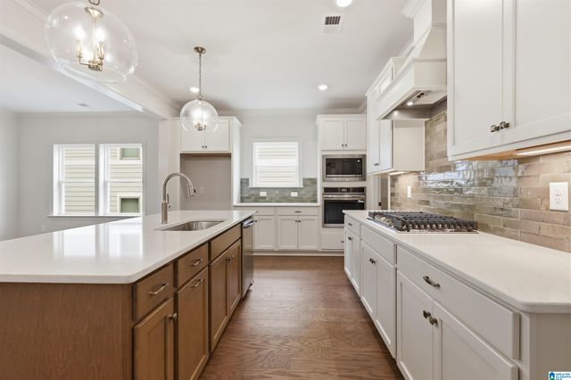 146 JEFFERSON PLACE, Birmingham, AL 35242