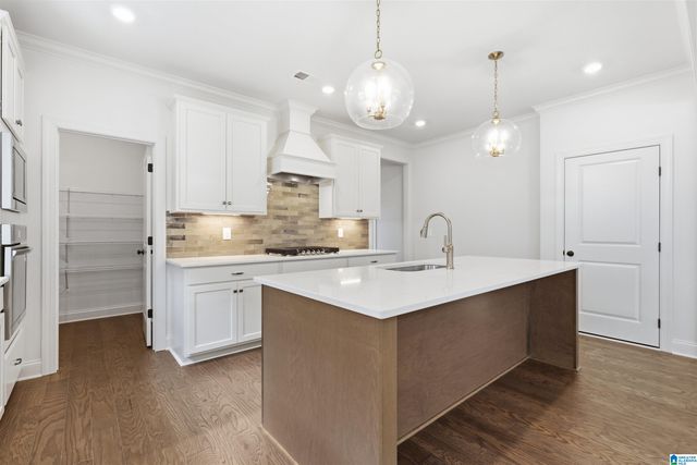 146 JEFFERSON PLACE, Birmingham, AL 35242