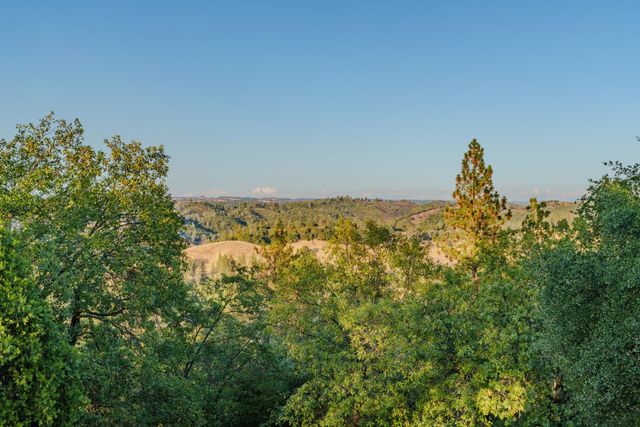 13080 Twin Pines Rd, Sutter Creek, CA 95685