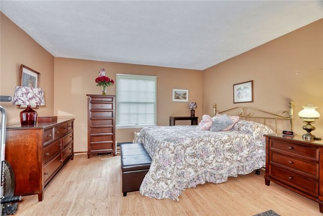 1076 Bright Stream Way, Webster, NY 14580