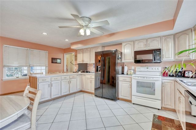 1076 Bright Stream Way, Webster, NY 14580