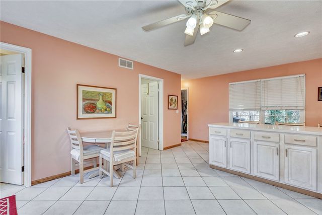 1076 Bright Stream Way, Webster, NY 14580