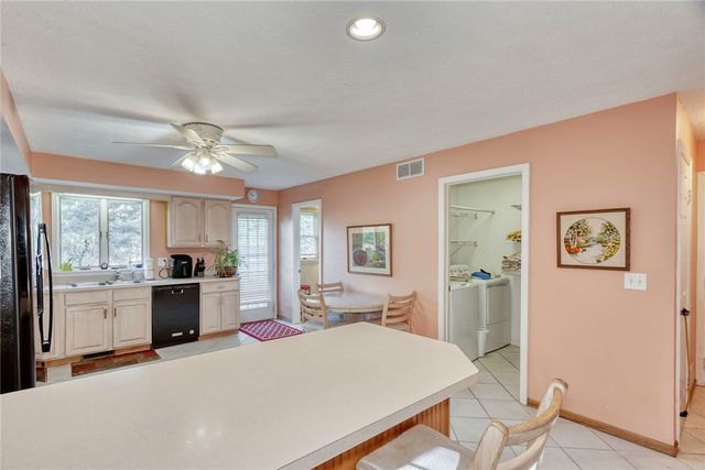 1076 Bright Stream Way, Webster, NY 14580