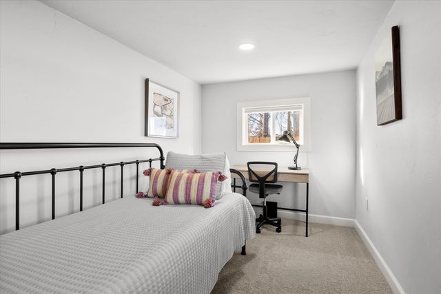 533 SW 4th Street, Redmond, OR 97756