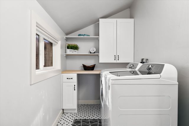 533 SW 4th Street, Redmond, OR 97756