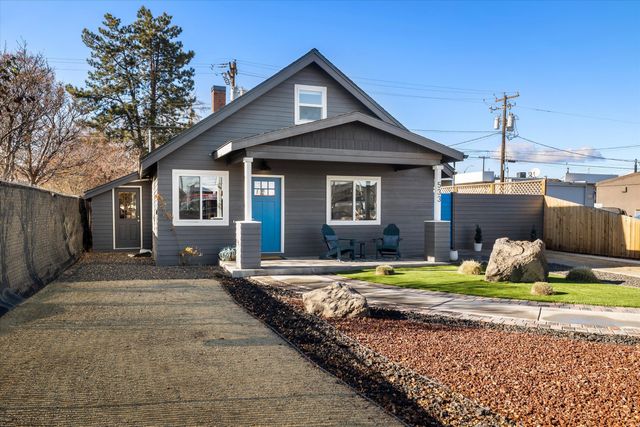 533 SW 4th Street, Redmond, OR 97756