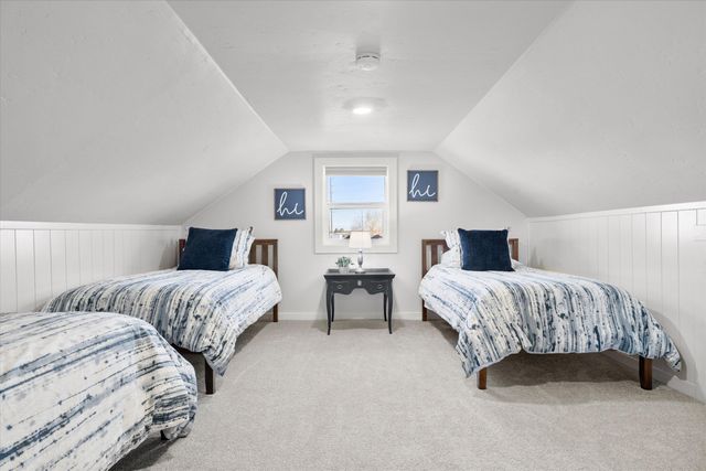 533 SW 4th Street, Redmond, OR 97756