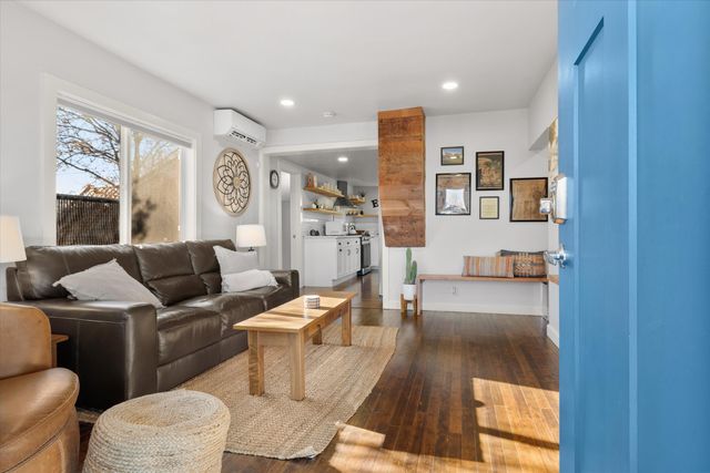 533 SW 4th Street, Redmond, OR 97756