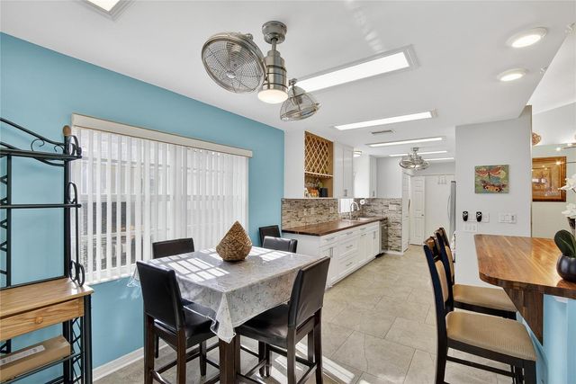 804 MCCALLISTER AVENUE, Sun City Center, FL 33573