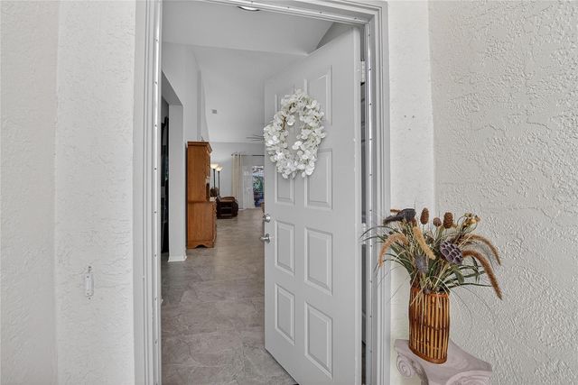 804 MCCALLISTER AVENUE, Sun City Center, FL 33573