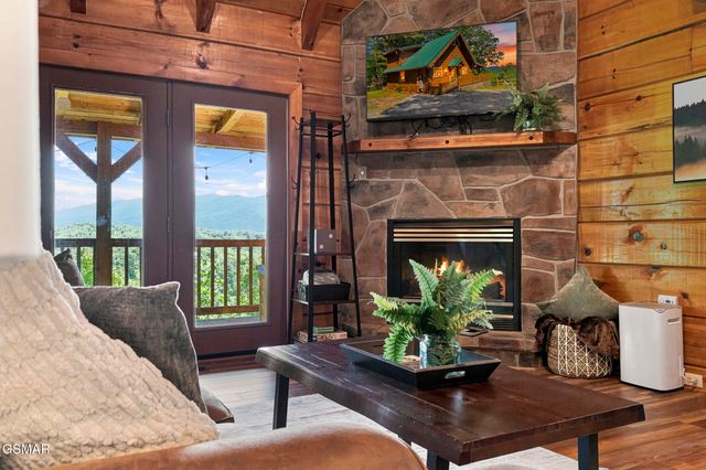 4361 Oakland Way, Sevierville, TN 37862