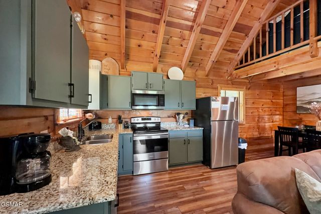 4361 Oakland Way, Sevierville, TN 37862