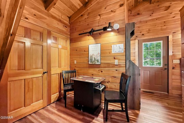 4361 Oakland Way, Sevierville, TN 37862