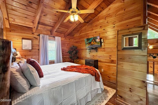 4361 Oakland Way, Sevierville, TN 37862