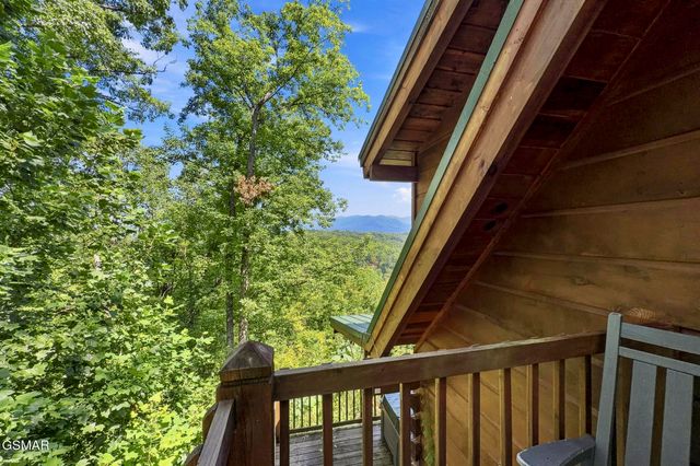 4361 Oakland Way, Sevierville, TN 37862