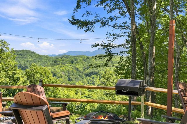 4361 Oakland Way, Sevierville, TN 37862
