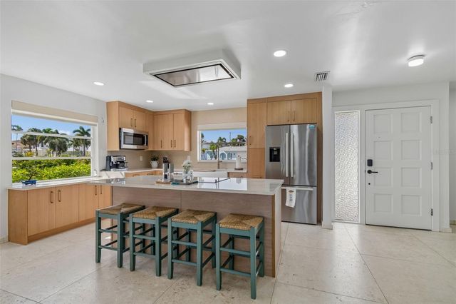 114 8TH STREET, Belleair Beach, FL 33786