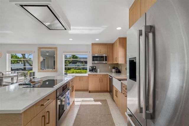 114 8TH STREET, Belleair Beach, FL 33786