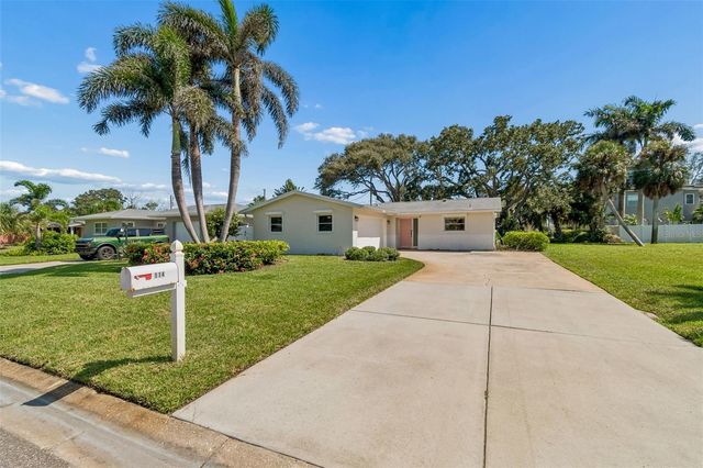 114 8TH STREET, Belleair Beach, FL 33786