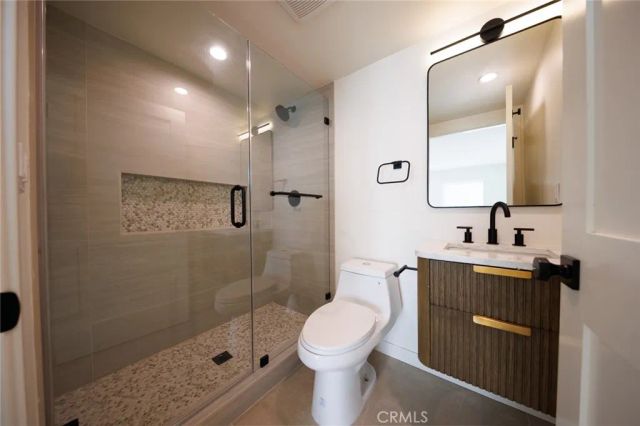 5933 Comey Avenue 3, Los Angeles, CA 90034