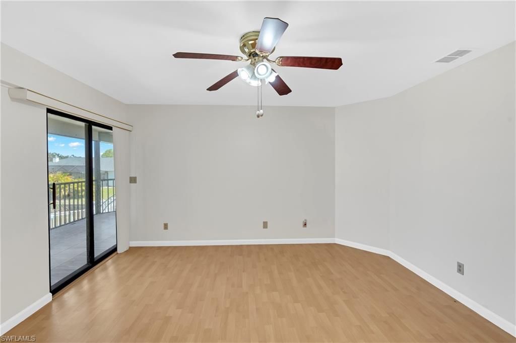 Image 26 of property listing at 4708 SW 8th PL 203, Cape Coral, FL 33914