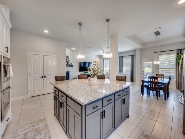 1044 Myers Park Trail, Roanoke, TX 76262