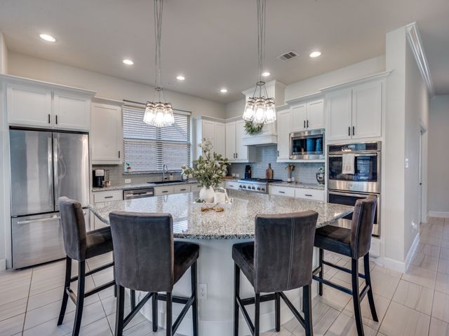 1044 Myers Park Trail, Roanoke, TX 76262