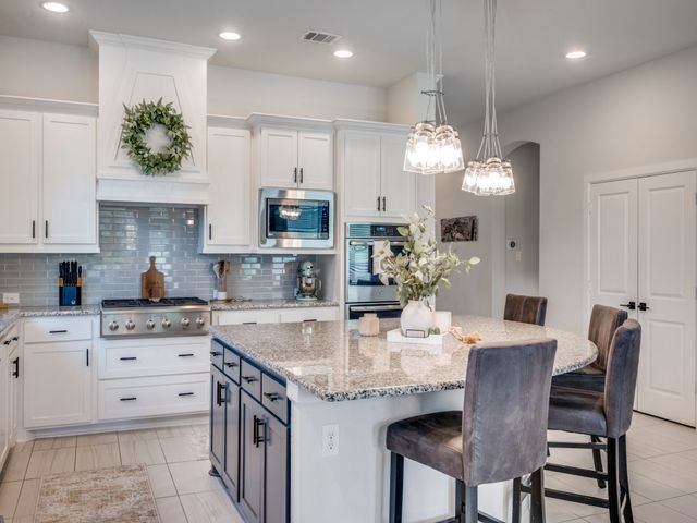 1044 Myers Park Trail, Roanoke, TX 76262