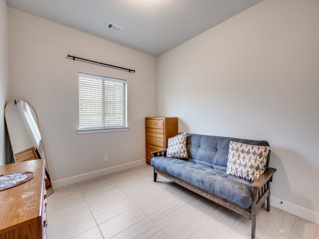 1044 Myers Park Trail, Roanoke, TX 76262