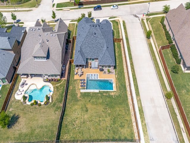 1044 Myers Park Trail, Roanoke, TX 76262