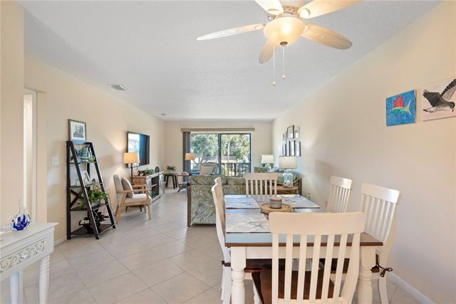 4141 Silver Palm Drive 13, Vero Beach, FL 32963
