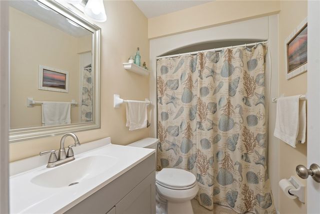 4141 Silver Palm Drive 13, Vero Beach, FL 32963