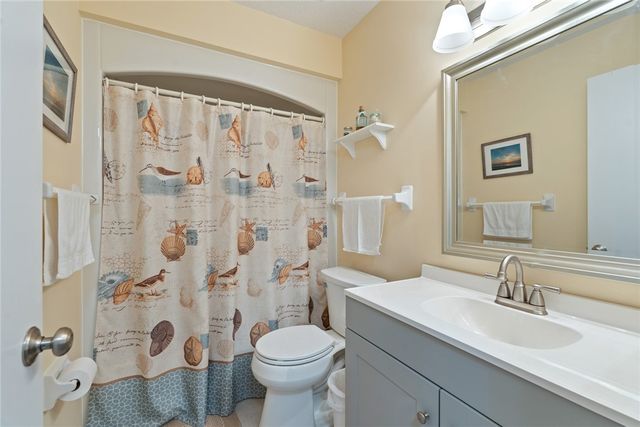 4141 Silver Palm Drive 13, Vero Beach, FL 32963