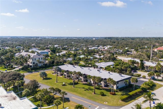 4141 Silver Palm Drive 13, Vero Beach, FL 32963