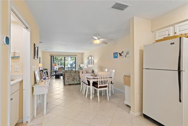 4141 Silver Palm Drive 13, Vero Beach, FL 32963