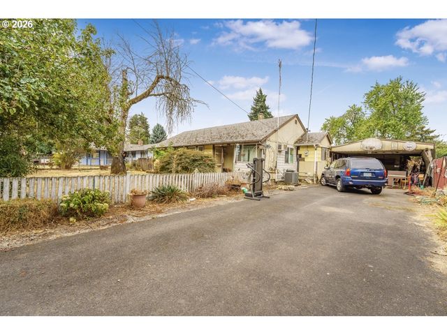 246 S 34TH St, Springfield, OR 97478