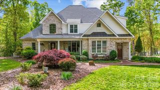 135 Harbor Drive W, Lexington, NC 27292