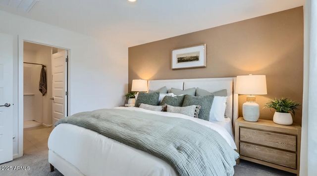 25024 N 174TH Lane, Surprise, AZ 85387