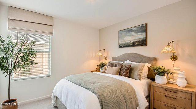 25024 N 174TH Lane, Surprise, AZ 85387