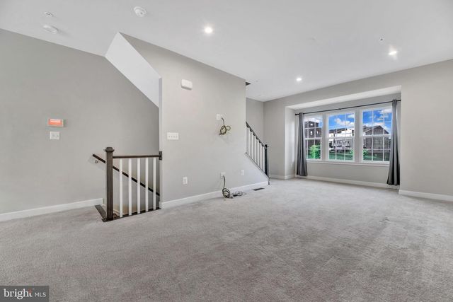 730 SKY BRIDGE DR, Upper Marlboro, MD 20774