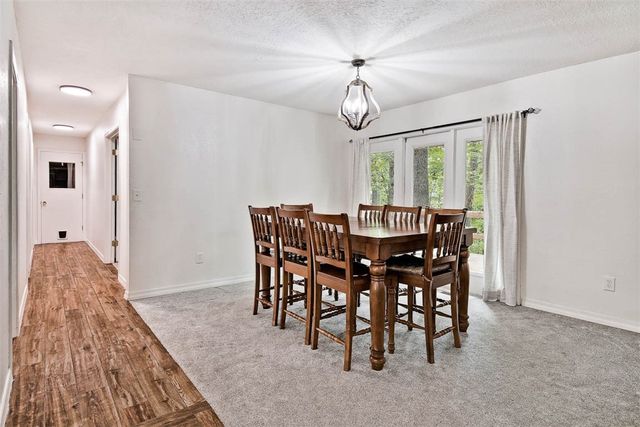 112 N Pleasant Ridge Drive, Rogers, AR 72756
