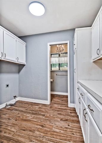 112 N Pleasant Ridge Drive, Rogers, AR 72756